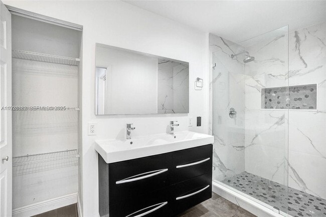 Building Photo - 13705 SW 101st Terrace