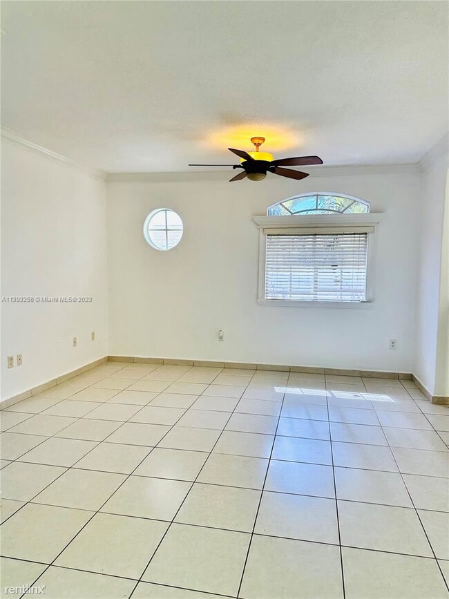 Building Photo - 3 br, 2 bath House - 7270 NW 174th Ter Apt...