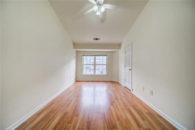 Building Photo - 3285 Hidden Cove Cir NW