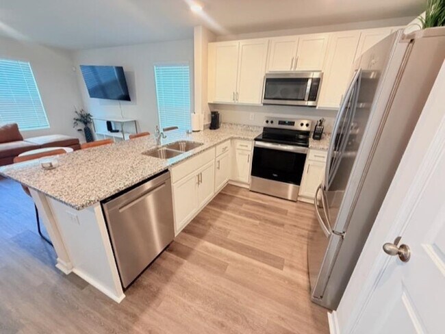 Building Photo - 172 Harvest Gold Dr