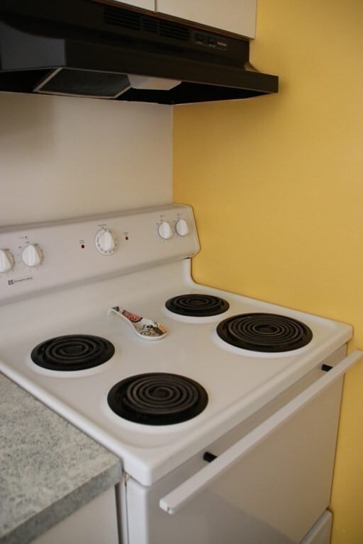 Building Photo - 21 Linden St