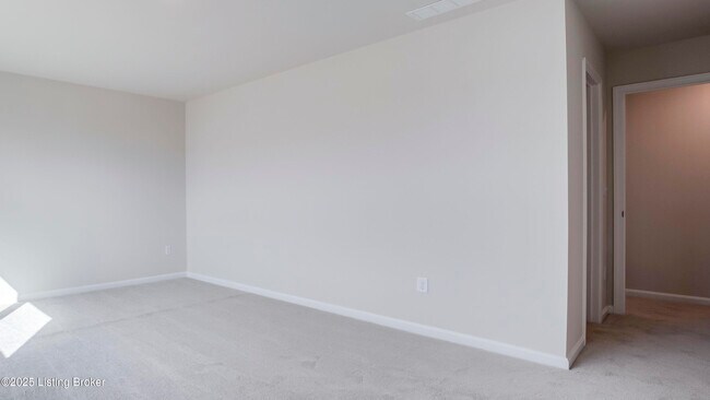 Building Photo - 1850 Washington Blvd