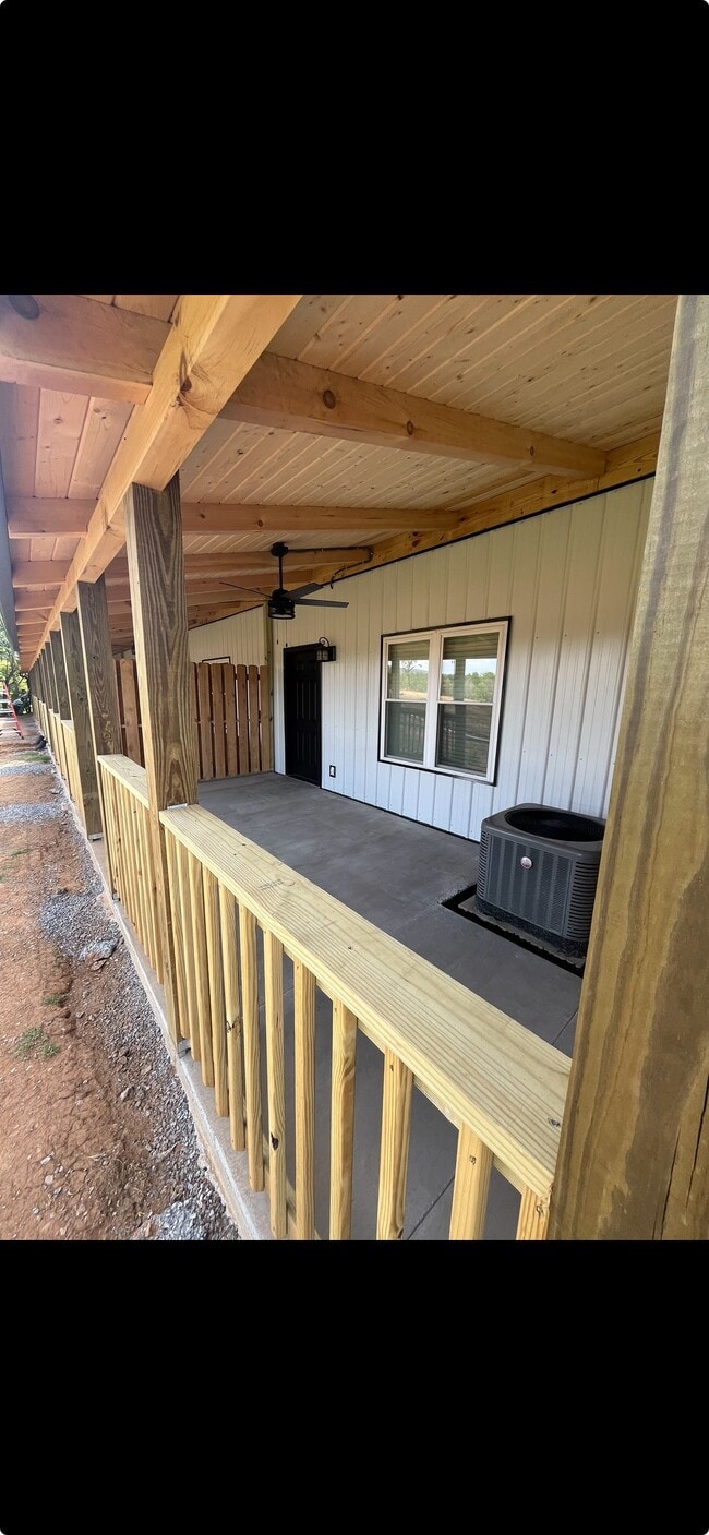 Building Photo - 2918 Montvale Rd