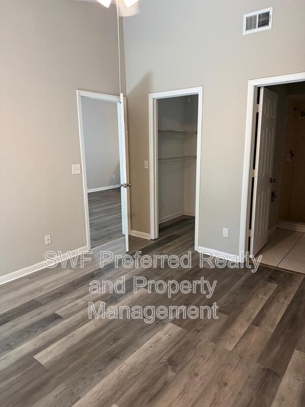 Building Photo - 7400 Constitution Cir
