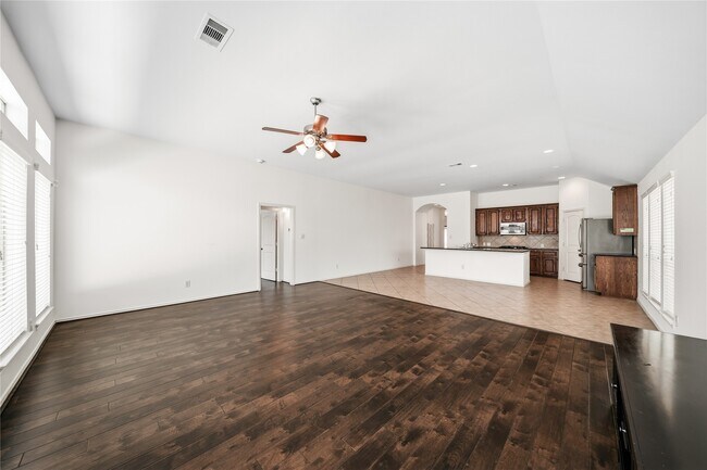 Building Photo - 3802 Windmill Links Dr