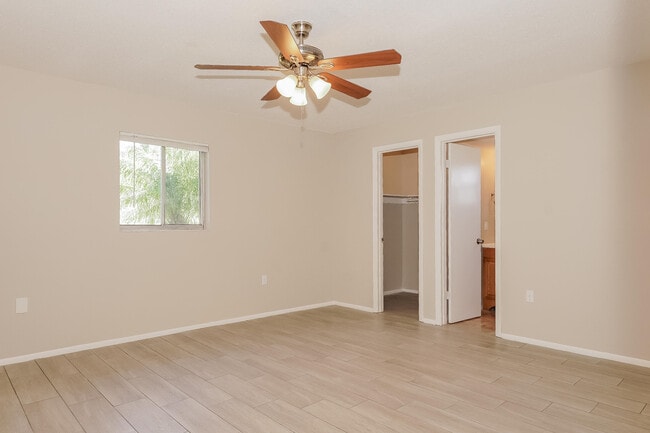 Building Photo - 3970 Oakland St