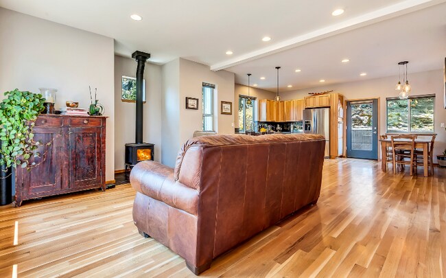 Building Photo - 19544 SW Century Dr