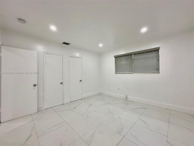 Building Photo - 62 NE 78th St