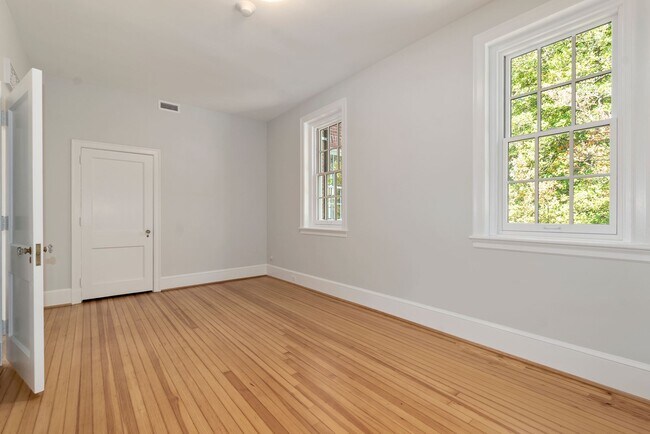 Building Photo - 3003 Massachusetts Ave NW