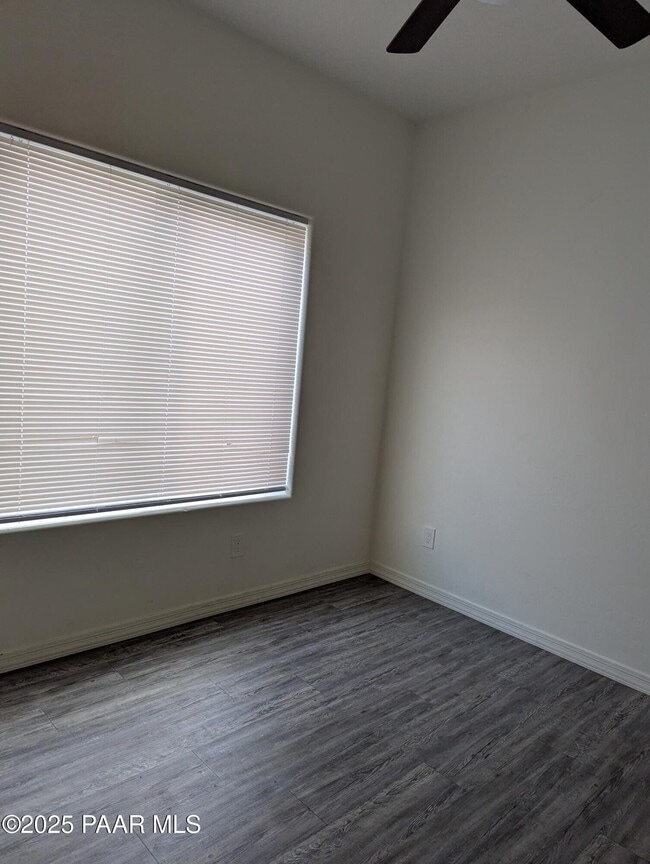 Building Photo - 8346 Florentine Rd