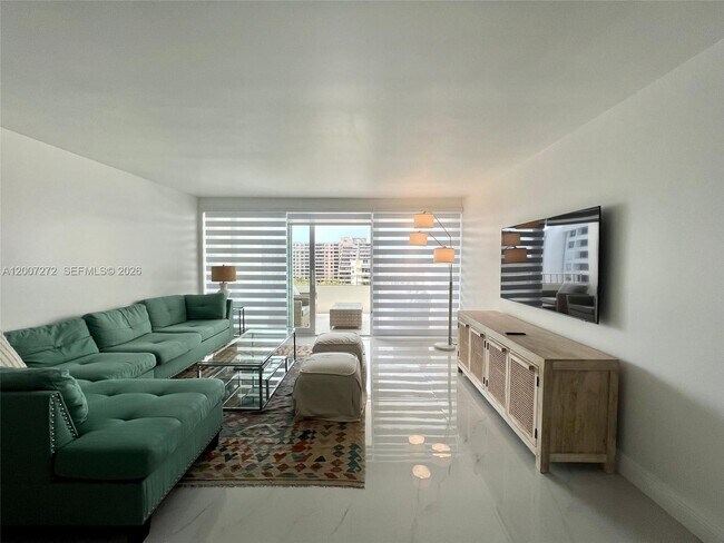 Building Photo - 155 Ocean Ln Dr