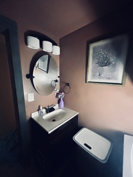 Building Photo - 3312 SE 6th St