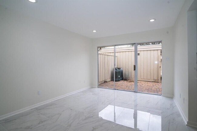 Building Photo - 6404 Olympia Dr