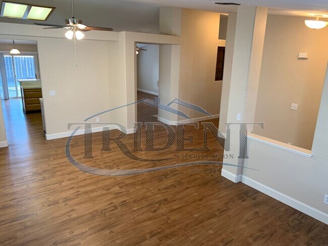 Building Photo - 2180 Gold River Dr
