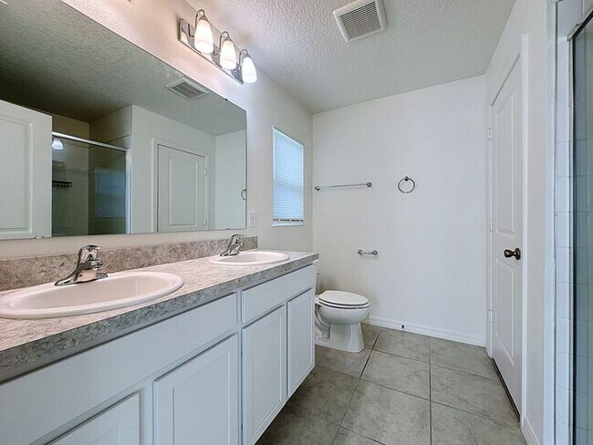 Building Photo - BEAUTIFUL HOME IN PRESERVATION POINTE, DAVENPORT