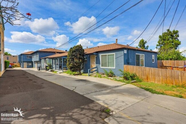 Building Photo - Updated 1Bdm 1Ba Home in San Diego! - MI Special
