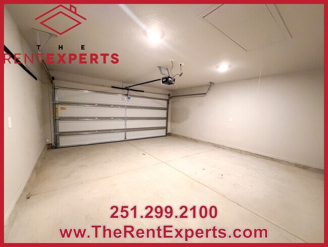 Building Photo - 2606 Windmere Dr E