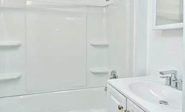 Building Photo - 10 E Berkeley St