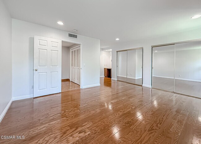 Building Photo - 1646 Swansea Pl