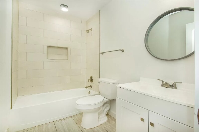 Building Photo - 3057 Dothan Ln