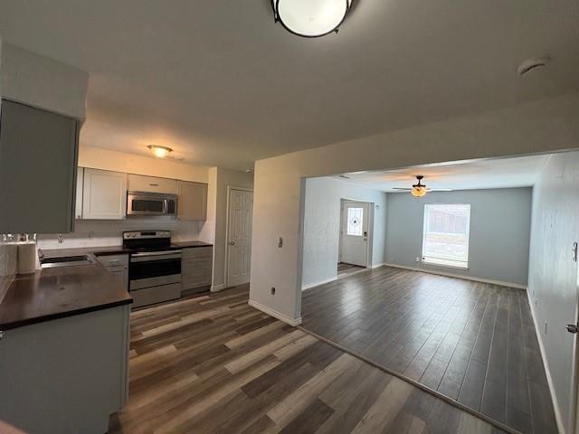 Building Photo - 3017 Sandra Ln