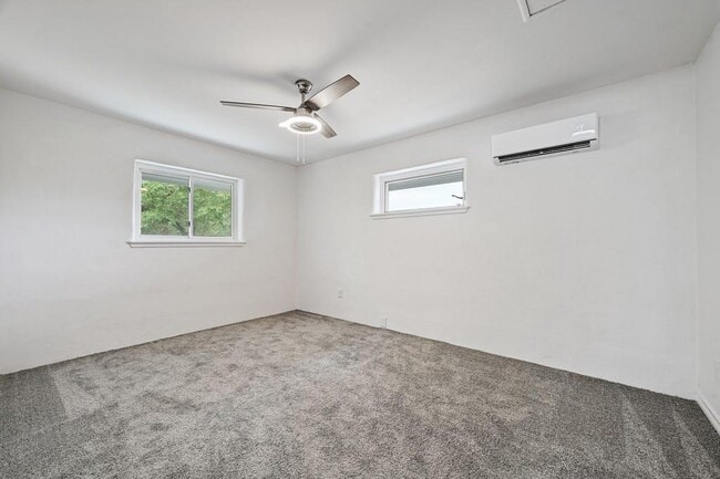Building Photo - 107 Concord Cir
