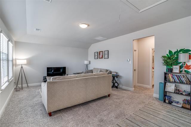 Building Photo - 1069 Norias Dr