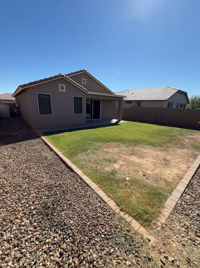 Building Photo - 24596 N 170th Dr