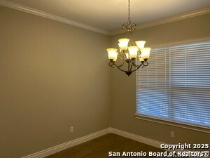 Building Photo - 4803 Viewcrest Rd