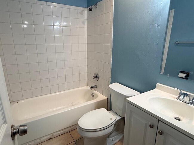 Building Photo - 2409 13th St W