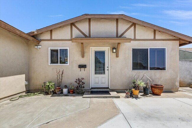 Building Photo - 2683 Caulfield Dr