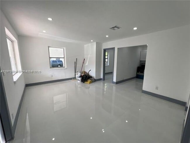 Building Photo - 2441 NW 32nd St