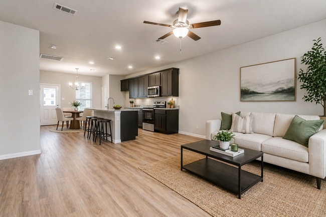 Building Photo - ? Your Next Home Is Waiting ?