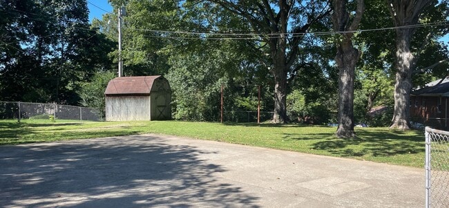 Building Photo - 1883 Pardue Dr