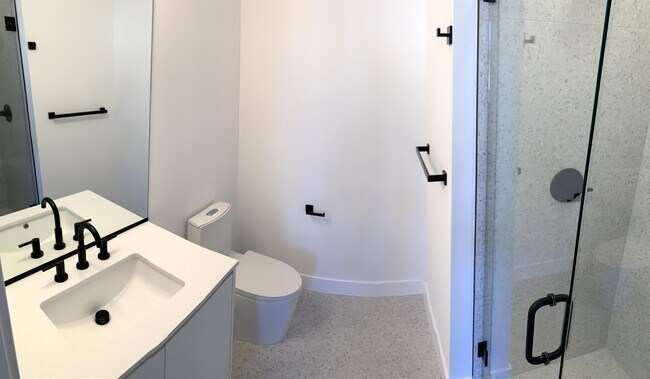 Building Photo - 2160 Youngfield St