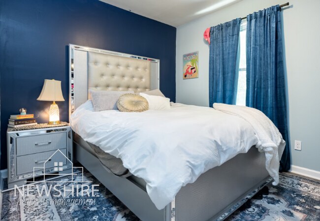 Building Photo - Townhome! Hampton Avenue Apartments — Comfortable Greenville Living Close to Everything