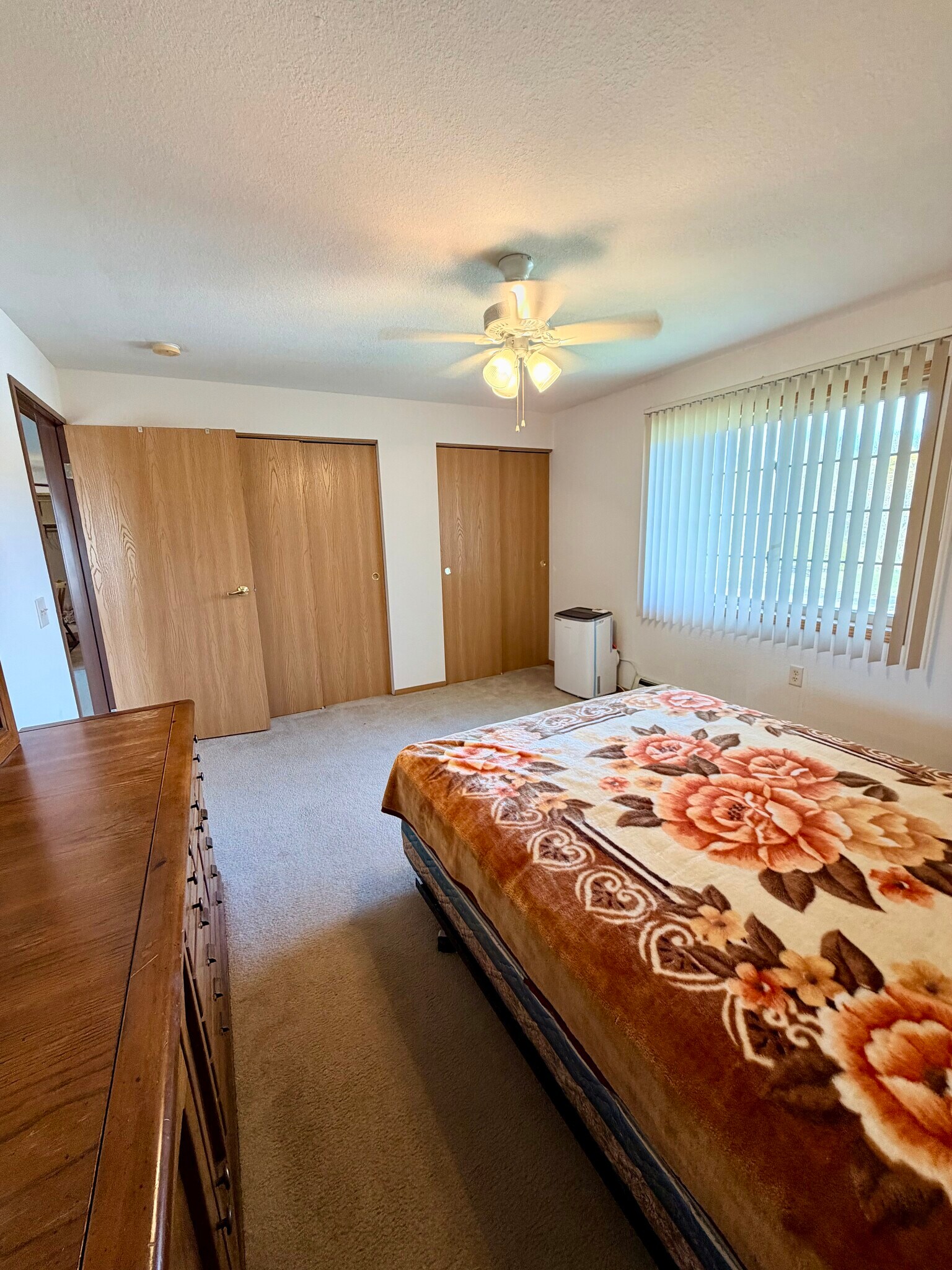 Building Photo - 413 Rowley St