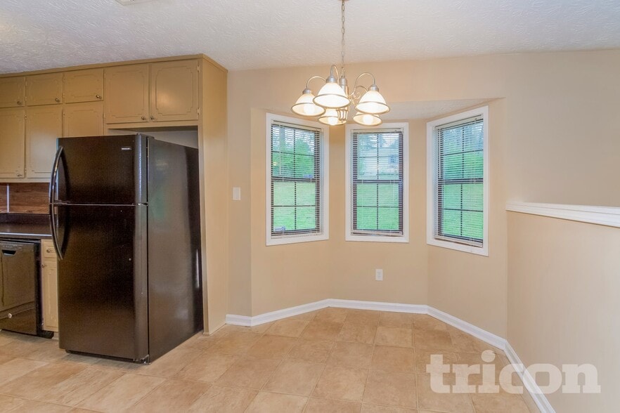 Building Photo - 134 Belair Trail