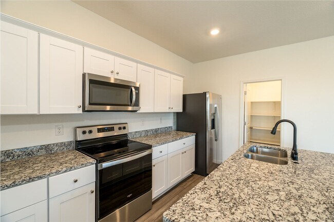 Building Photo - 402 Gemsbok Rd