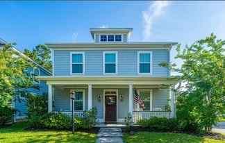 Building Photo - 72 Crossandra Ave