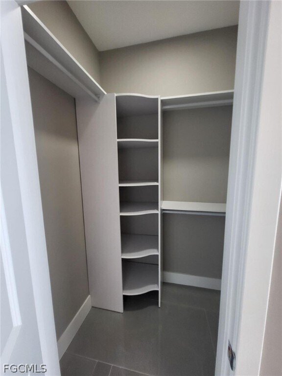 Building Photo - 654 NE 5th Pl