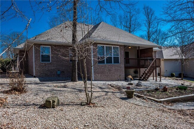 Building Photo - 8 Morganshire Dr