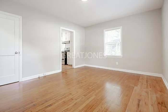 Building Photo - 1262 Briarwood Ave