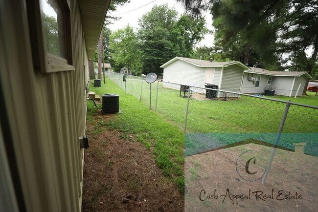 Building Photo - Recently built 2 bed/2 bath apt in Trumann...