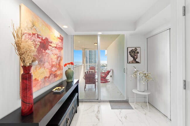 Building Photo - 121 Golden Isles Dr