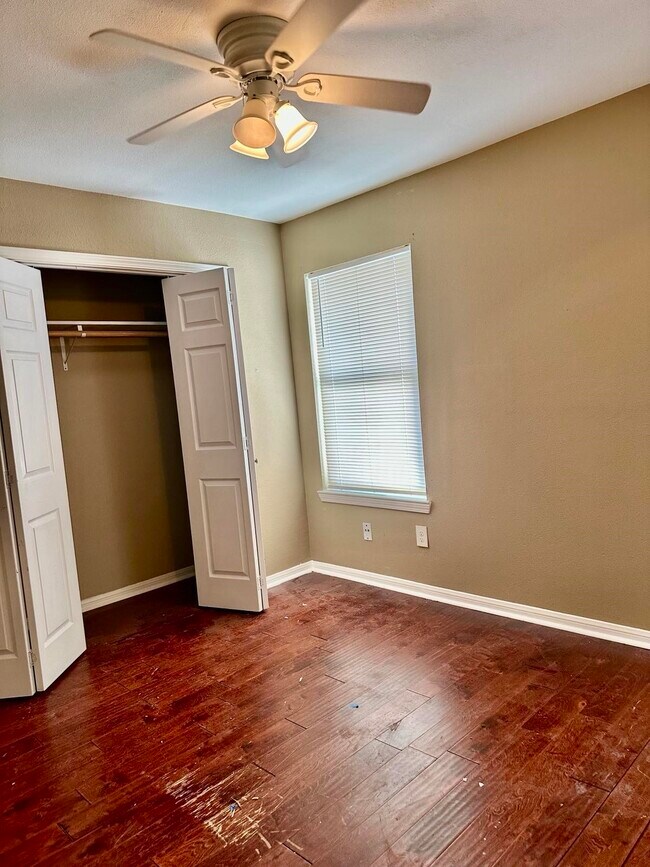 Building Photo - 7410 Frostview Ln