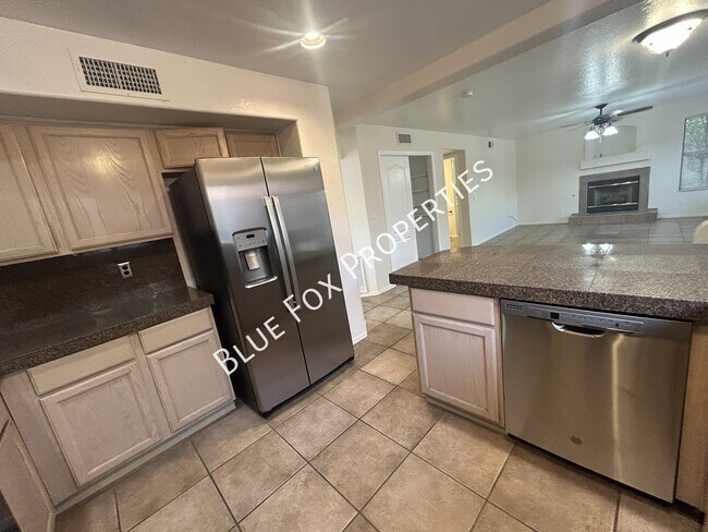 Building Photo - 5257 W Bobwhite Way