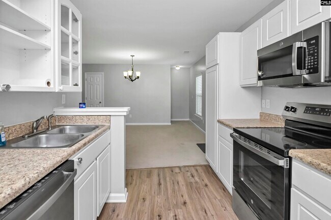 Building Photo - 141 Wigmore Ln