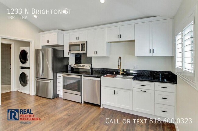 Building Photo - 1233 N Brighton St