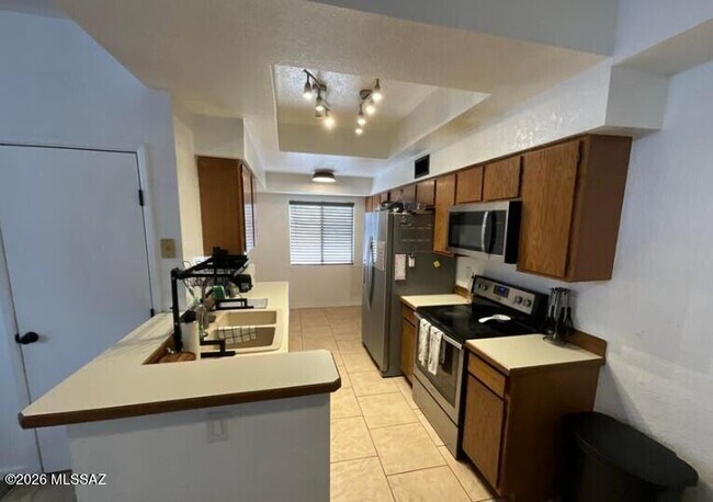 Building Photo - 7924 E Colette Cir